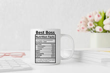 Lade das Bild in den Galerie-Viewer, Bild der &#39;Boss Nutritional Facts&#39; Tasse mit humorvoller Tabelle der Boss-Eigenschaften
